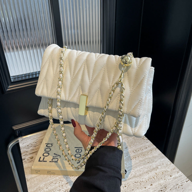 Quilted Chain-Strap Handbag LoungeYard — product view 6