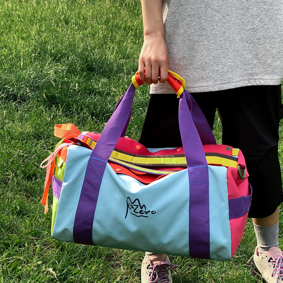 Multi-Functional Sports Duffle LoungeYard — product view 2