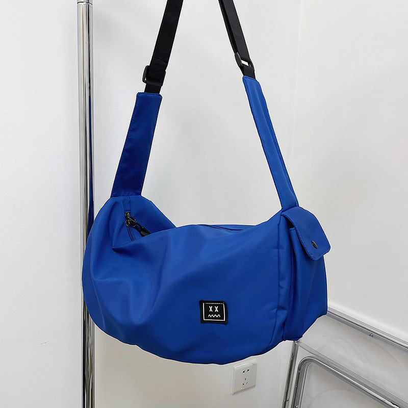 Sporty shoulder bag with adjustable carrying strap LoungeYard — product view 3