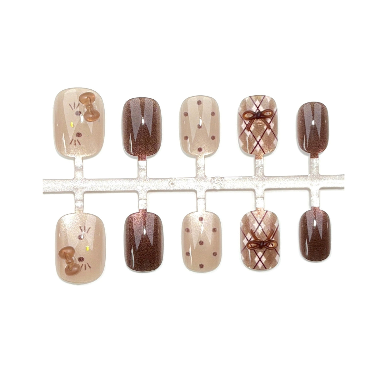Artistic Press-On Nail Set with Whimsical Designs — product view 3