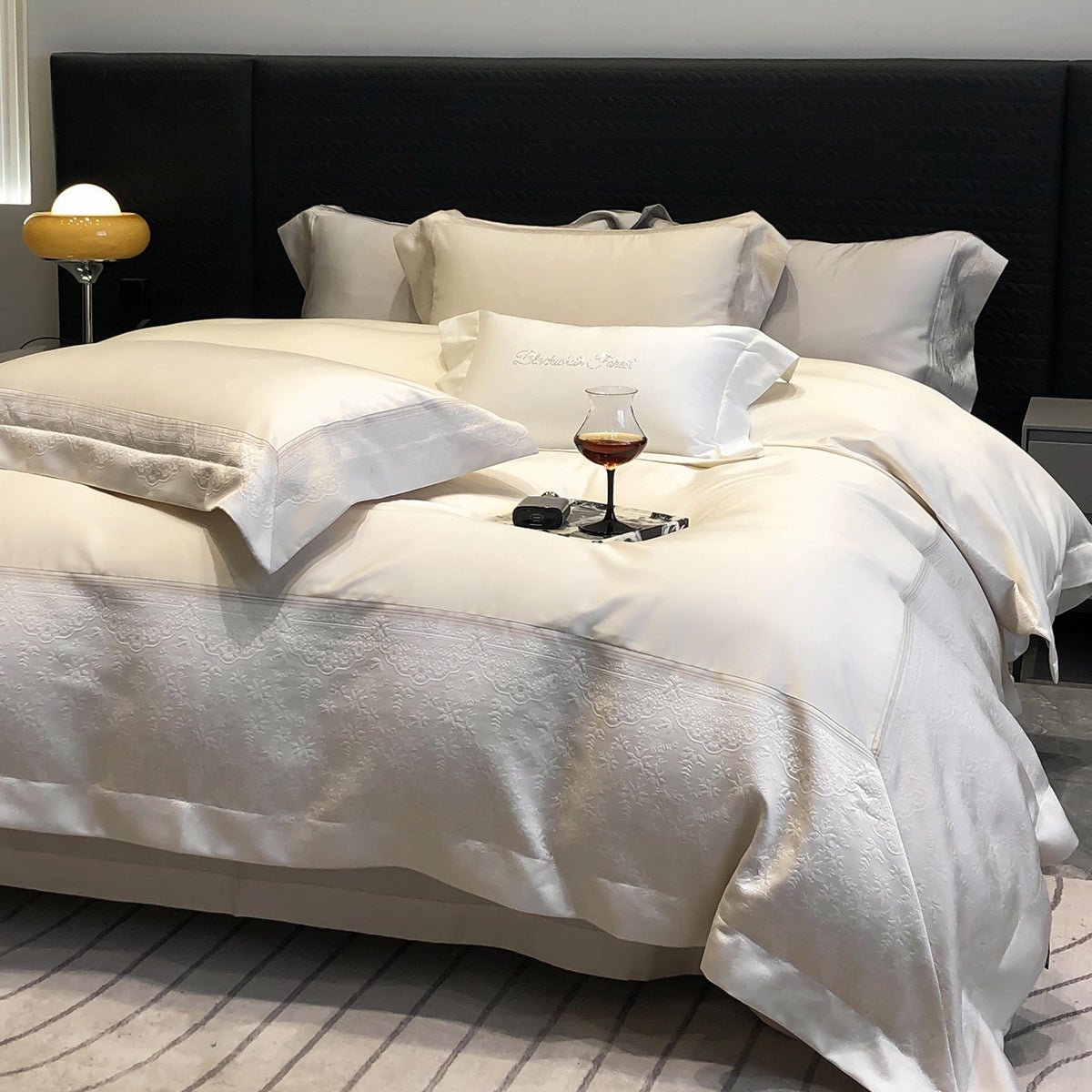 Premium cotton satin bedding set with structured matelassé border and hotel closure — product view 6
