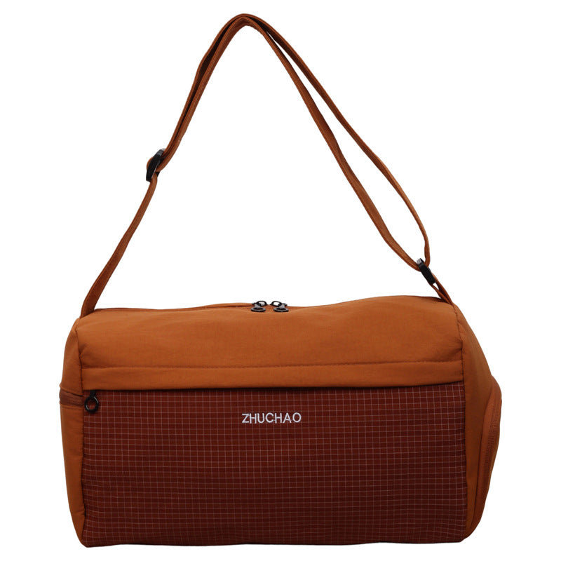 Sporty Travel Bag with Adjustable Shoulder Strap LoungeYard — product view 4