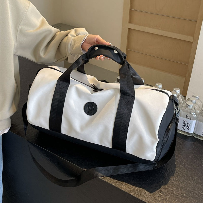 Waterproof Gym Duffle Bag LoungeYard — product view 3
