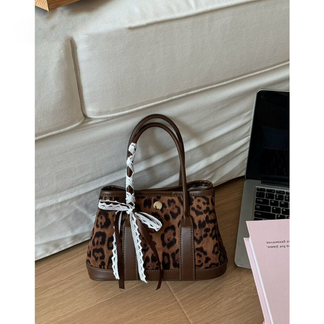 Chic Suede Handbag LoungeYard — product view 2