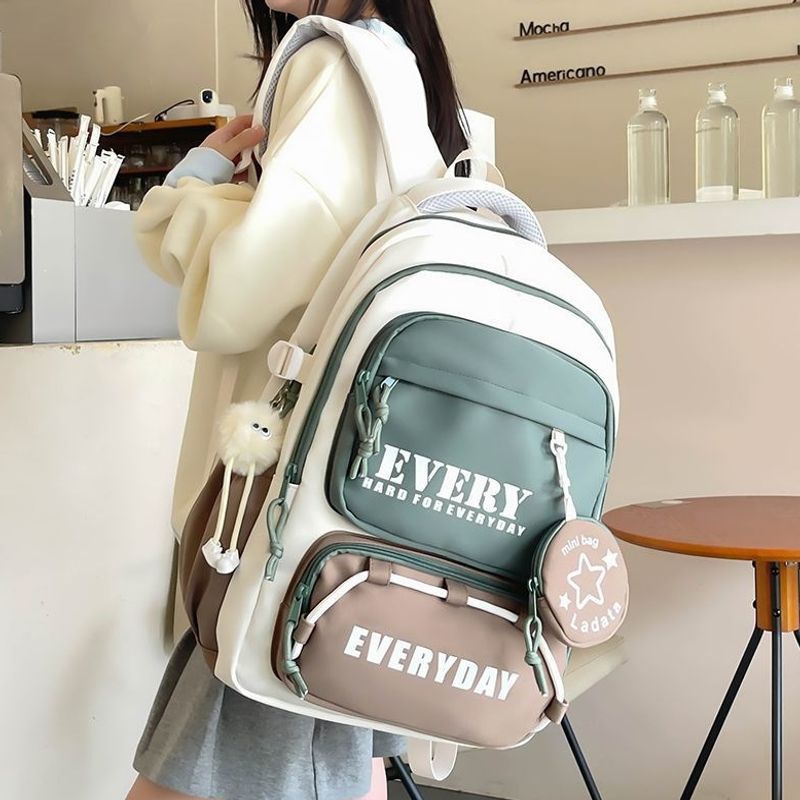 Multi-Functional Everyday Backpack LoungeYard — product view 2