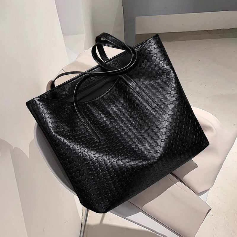 Woven Leather Tote Bag LoungeYard — product view 3