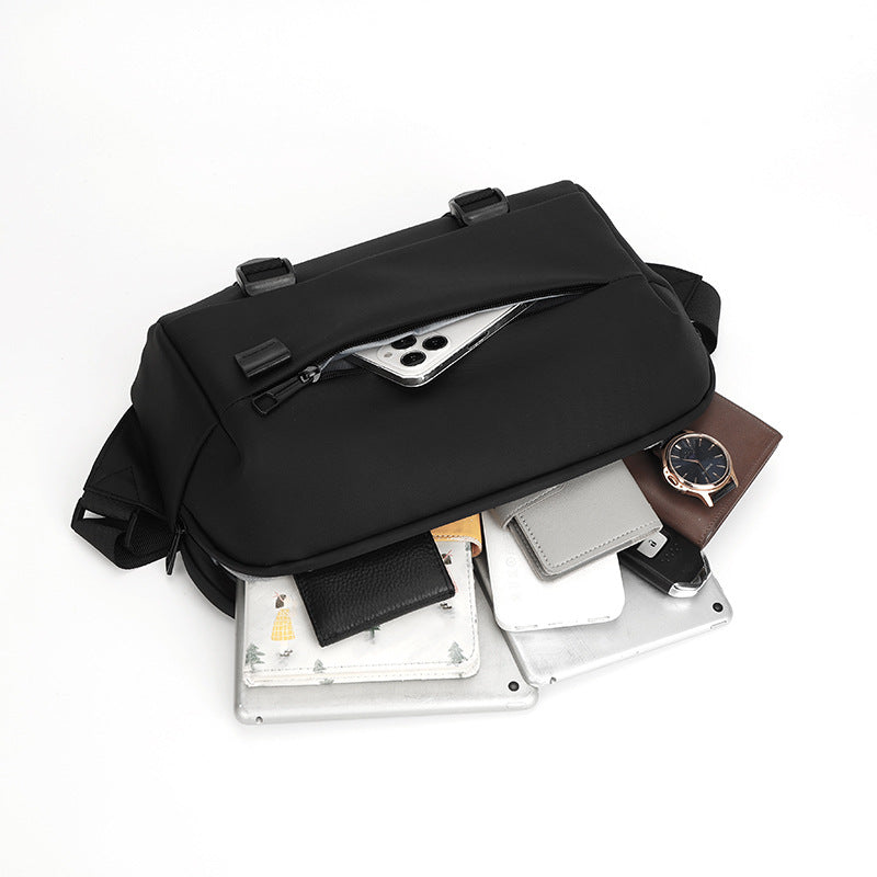 Modern Crossbody Laptop Case LoungeYard — product view 3