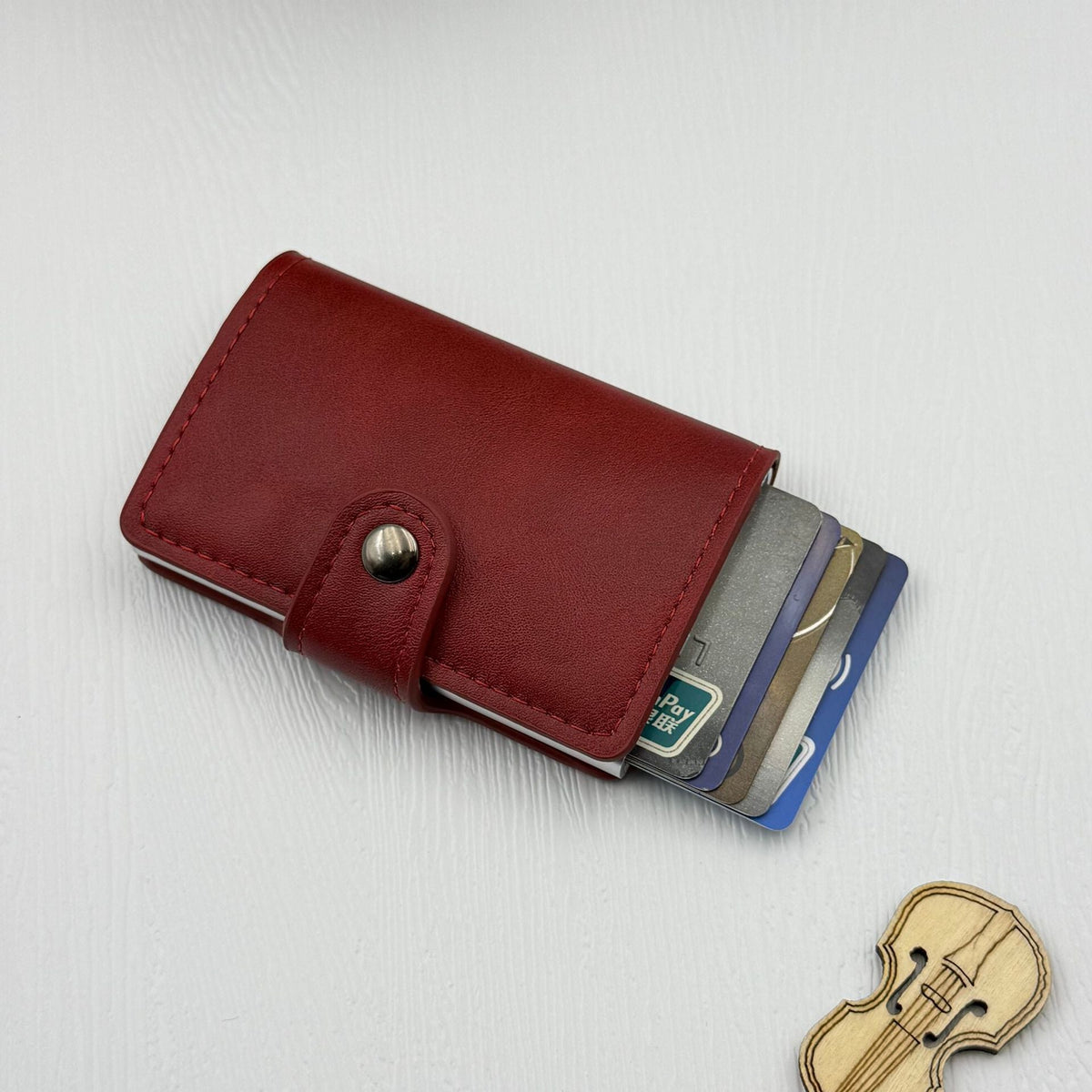RFID-Blocking Leather Card Wallet — product view 3