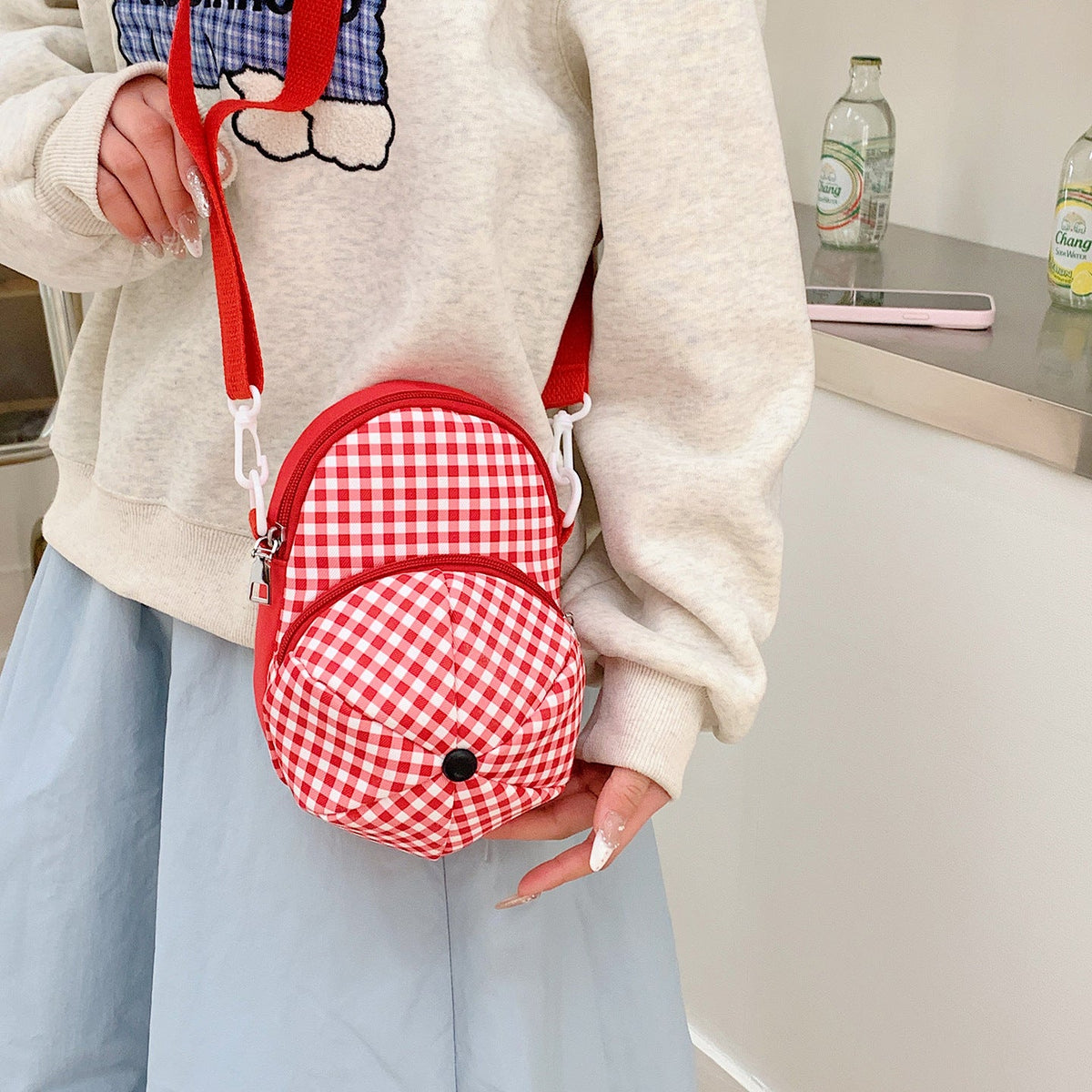 Stylish Gingham Crossbody Bag — product view 5