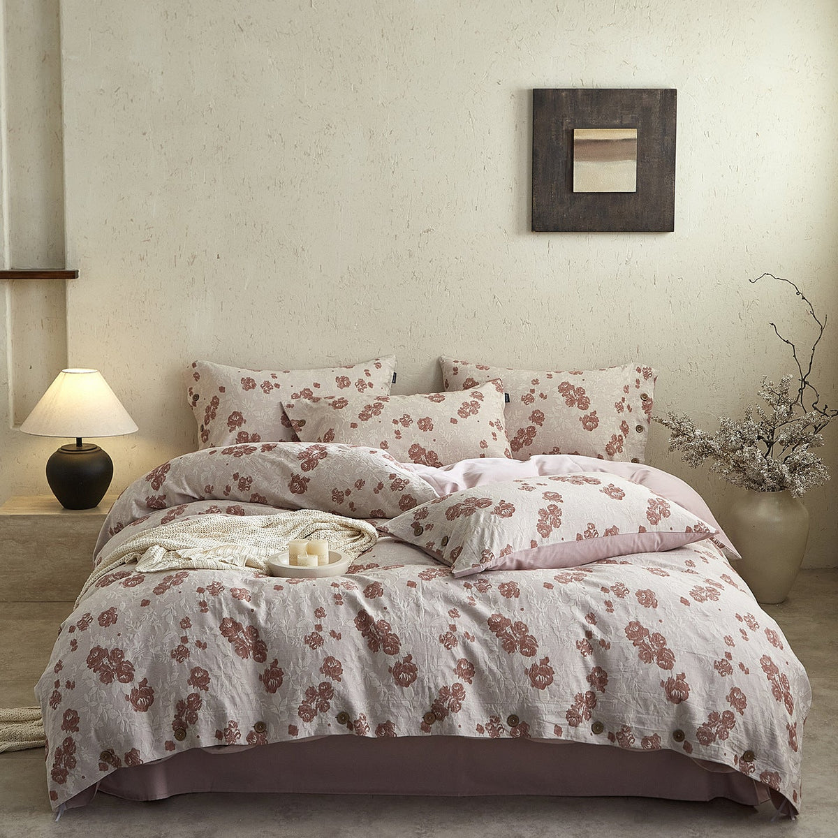 Floral cotton blend bedding set with button closure and reversible function — product view 6