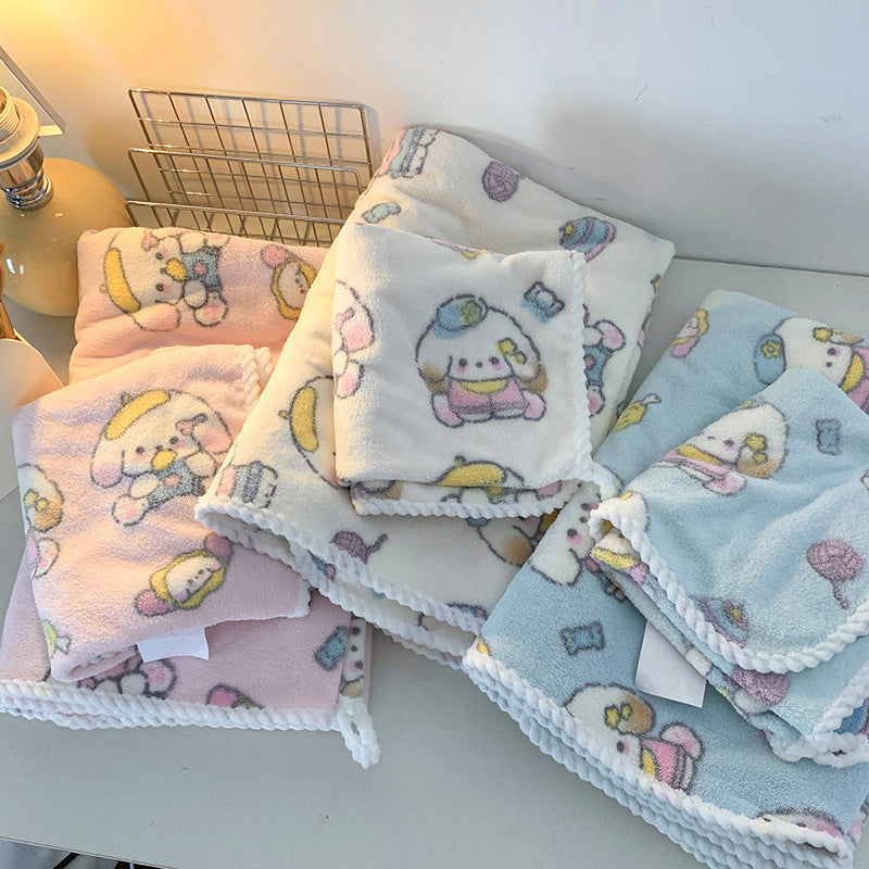 Cuddly blanket with playful animal motif LoungeYard — product view 2