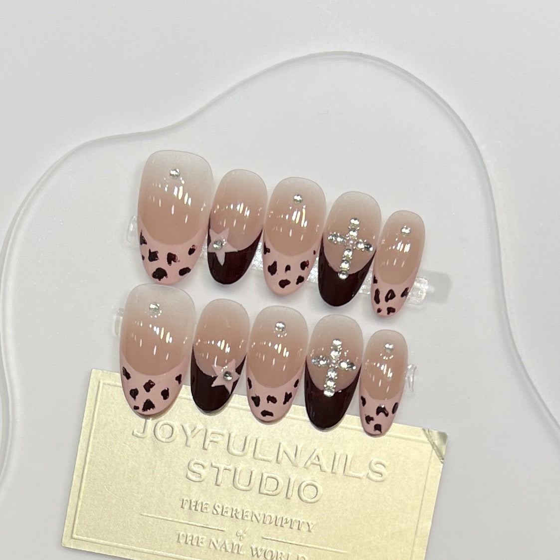 Luxurious Gel Press-On Nail Set with Animal Print Accents — product view 3