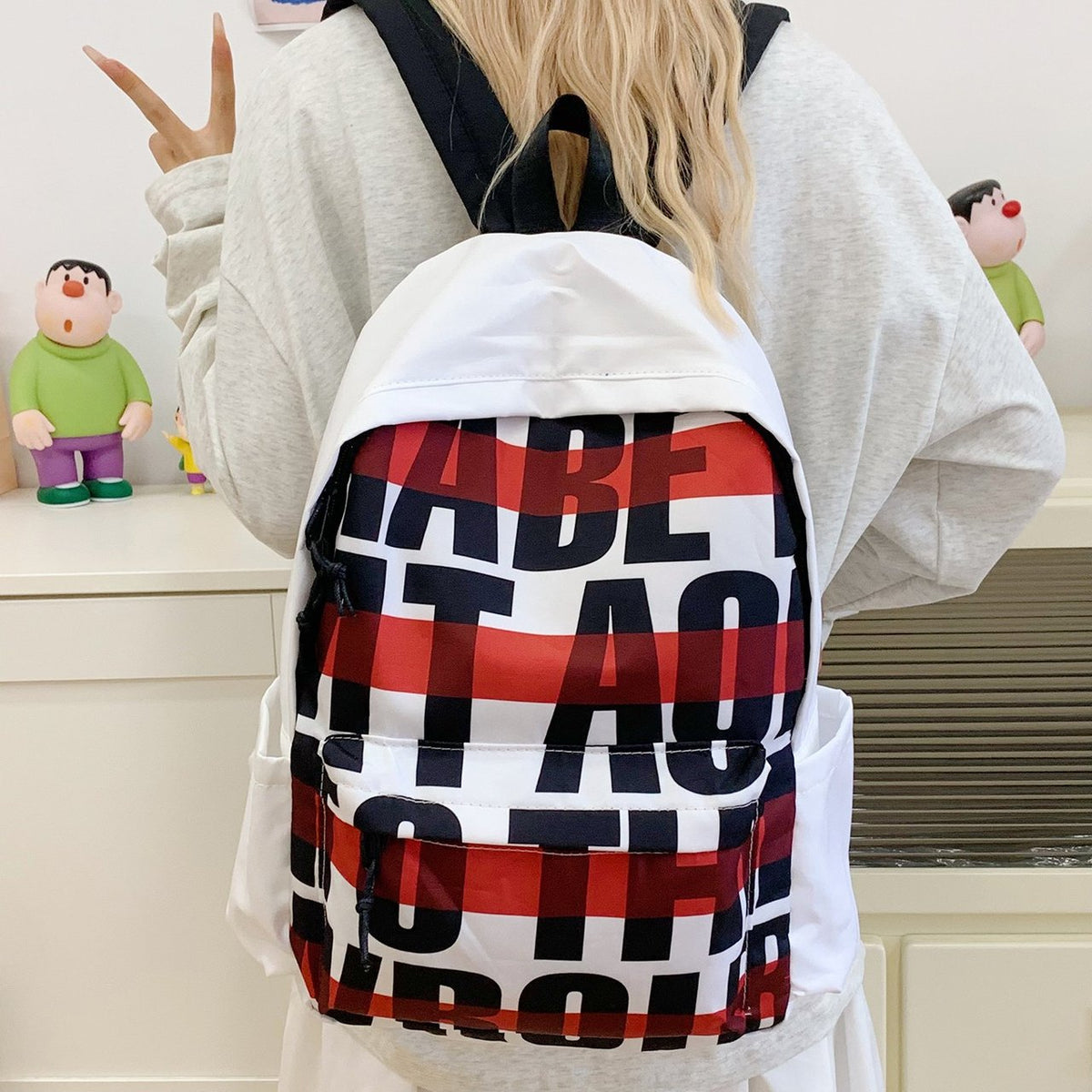 Leisure backpack with eye-catching graphic design and practical compartments LoungeYard — product view 2