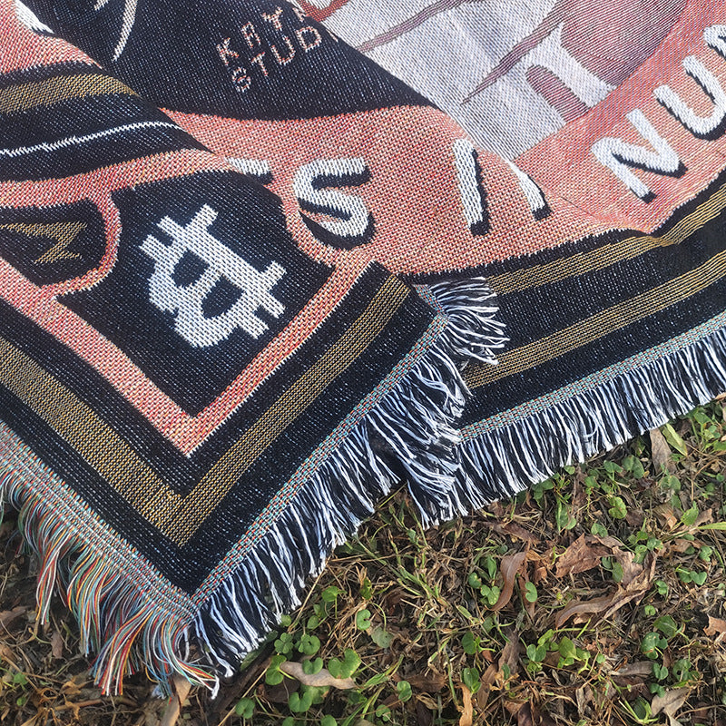 Bitcoin-Themed Tapestry Blanket — product view 4