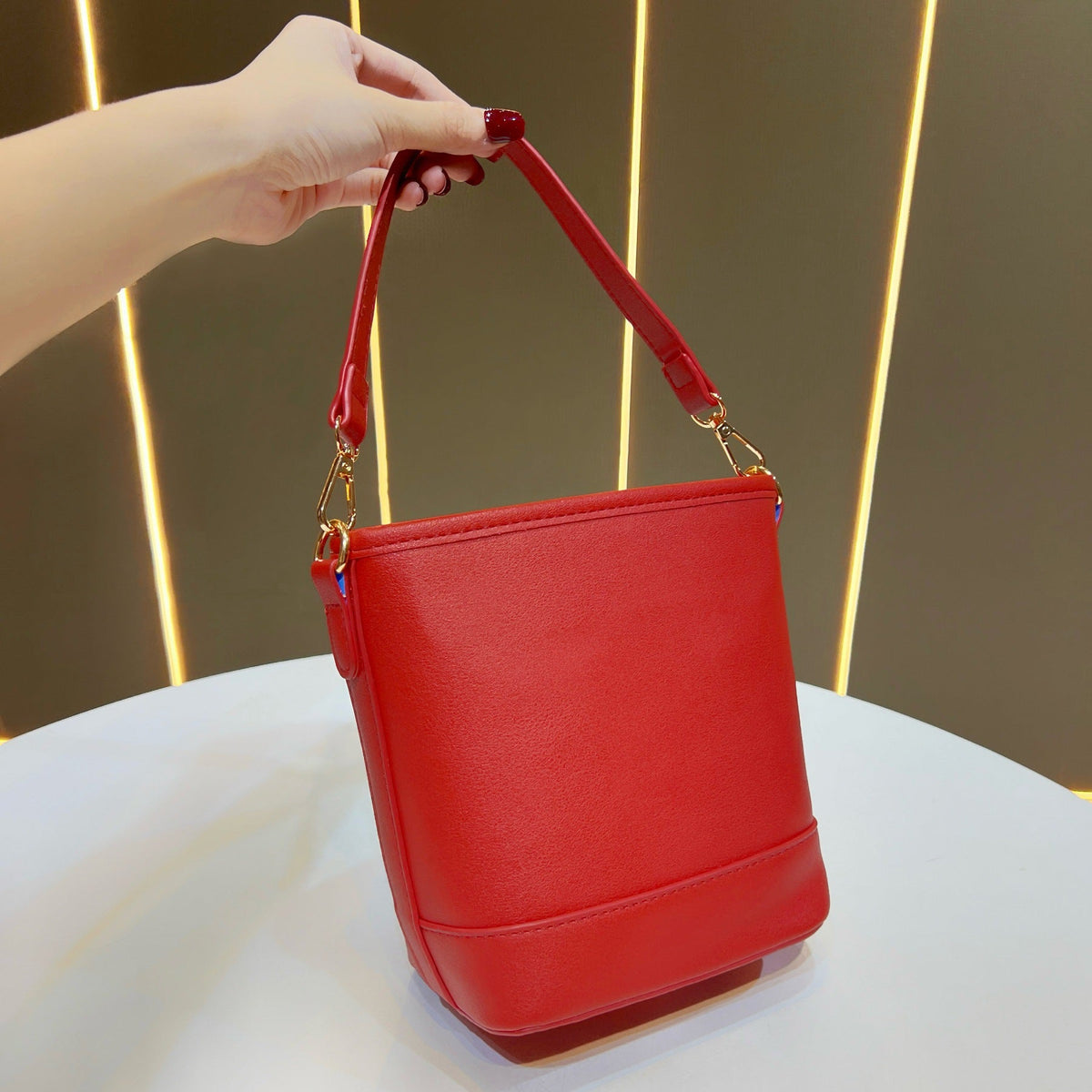 Structured Handheld Tote Bag — product view 5