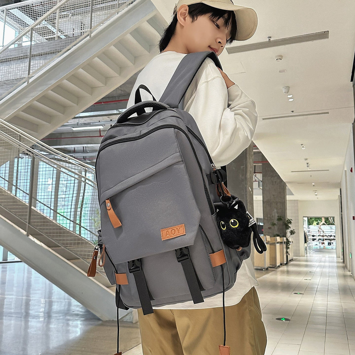Multifunctional Travel Backpack LoungeYard — product view 3