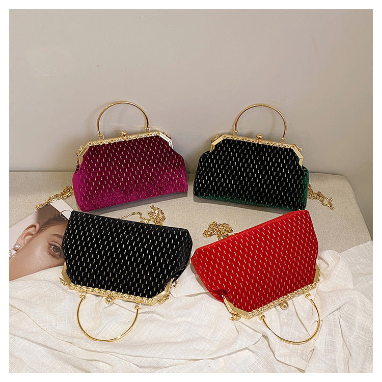 Vintage Glamour Chain-Handled Handbag — product view 4
