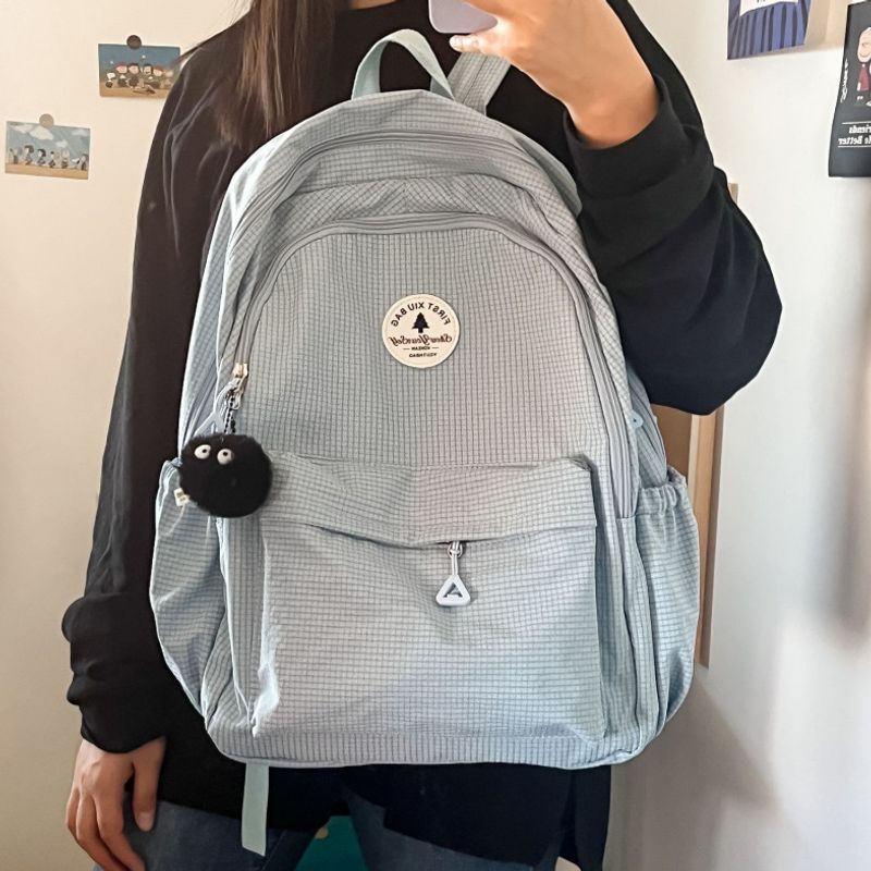 Lightweight Everyday Backpack LoungeYard — product view 2