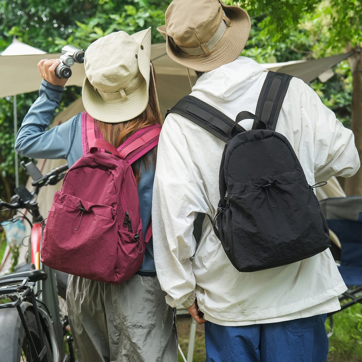 Lightweight Waterproof Laptop Backpack LoungeYard — product view 3
