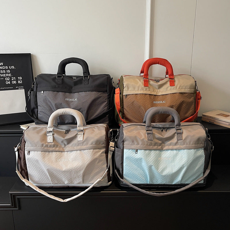 Ladies tote bag with durable materials and removable shoulder strap LoungeYard — product view 5