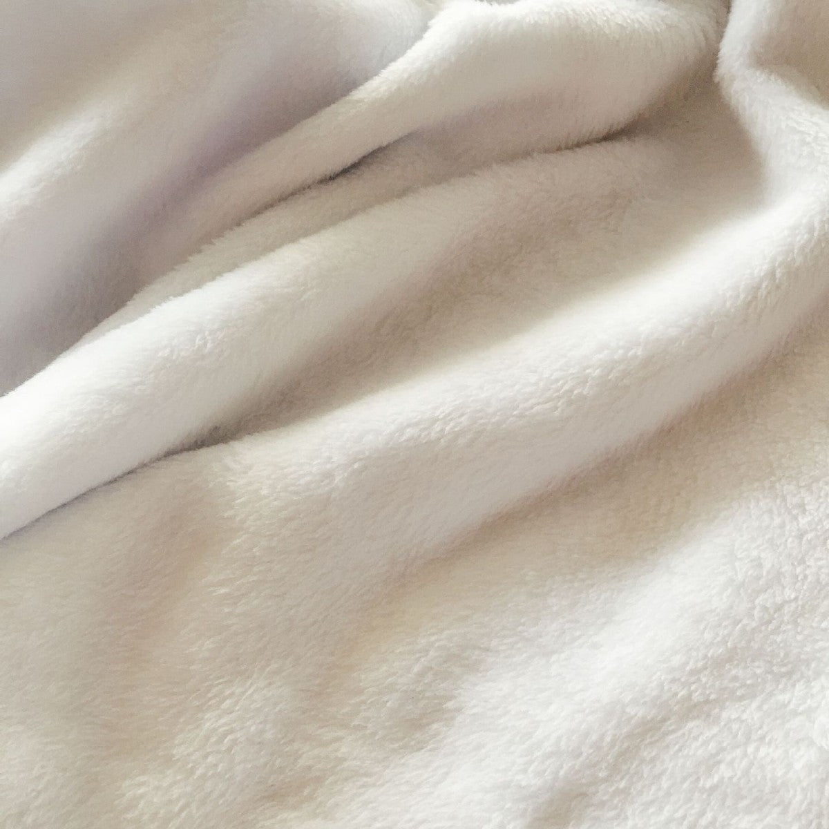 Lifestyle Blanket LoungeYard — product view 2