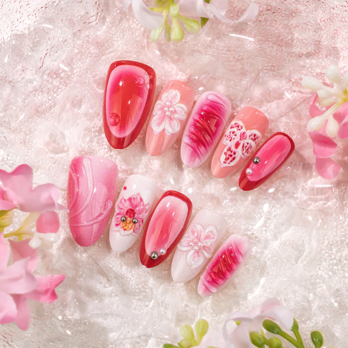 Artistic Floral Pattern Press-On Nails — product view 2