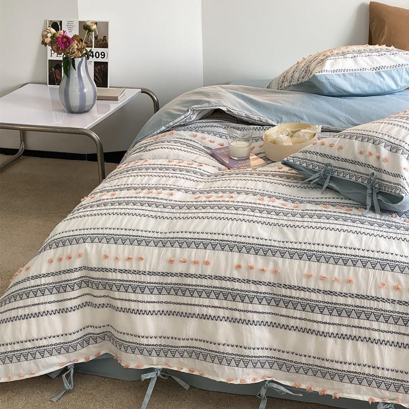 Striped bedding set made of cotton percale with embroidery dots and ties — product view 5