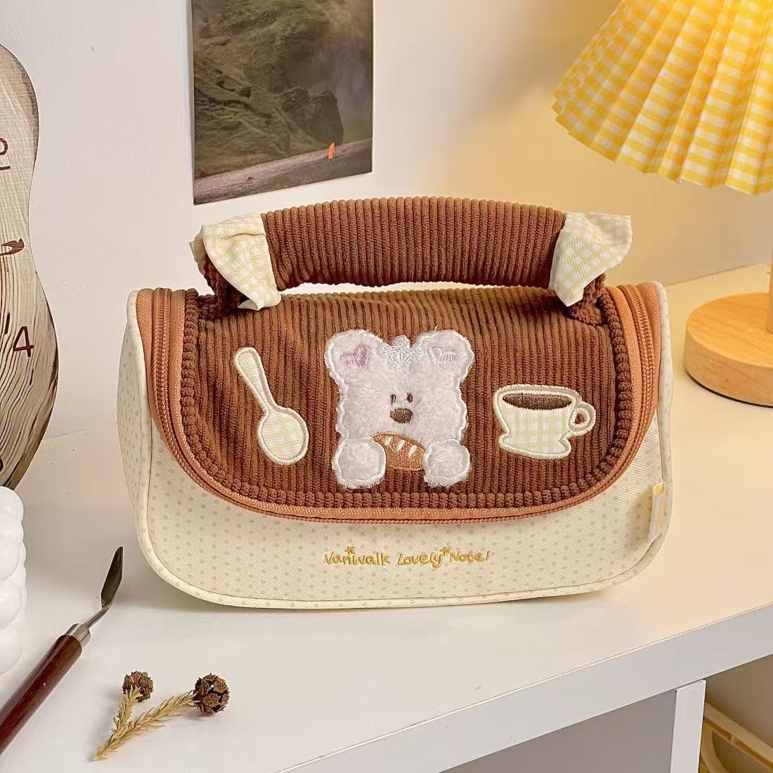 Cute Character Lunch Bag — product view 4