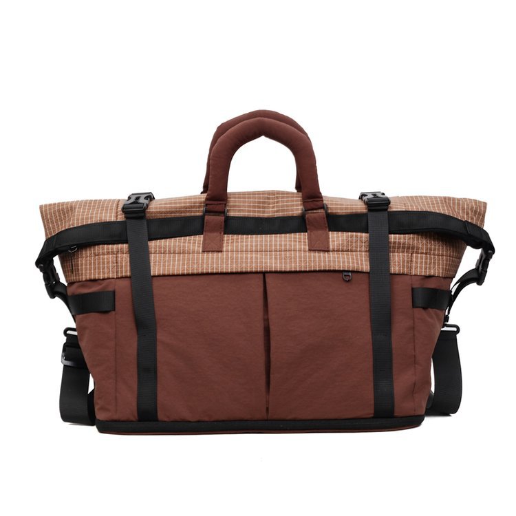 Sporty travel bag with multifunctional compartments LoungeYard — product view 5