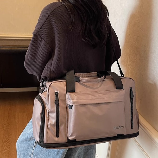 Versatile Sports And Travel Bag LoungeYard — product view 2