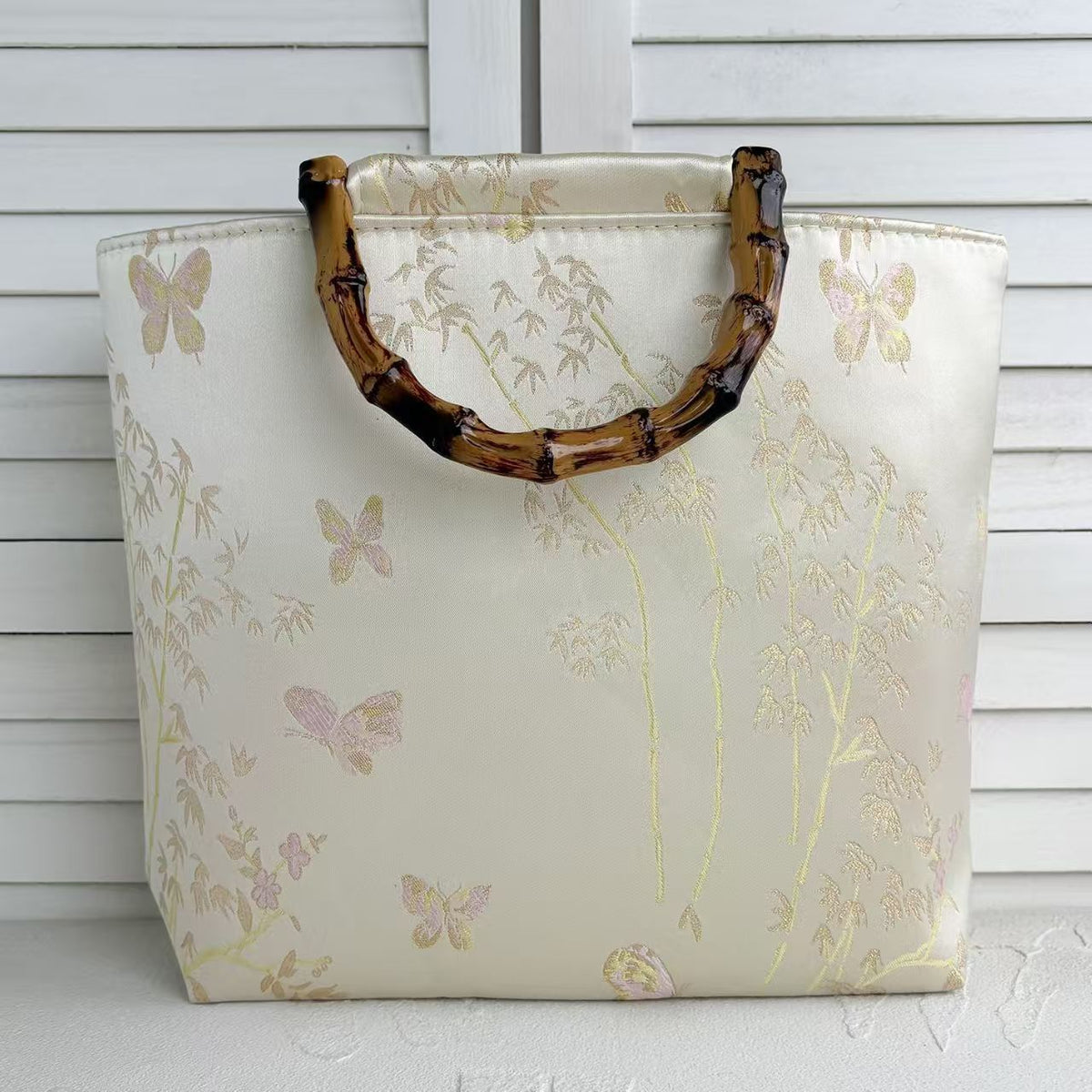 High-quality cotton tote bag with bamboo handles LoungeYard — product view 1