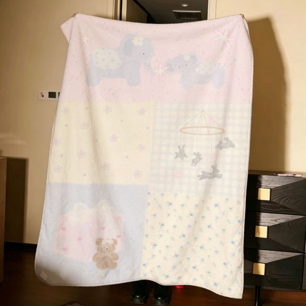 Cozy Decorative Blanket LoungeYard — product view 3