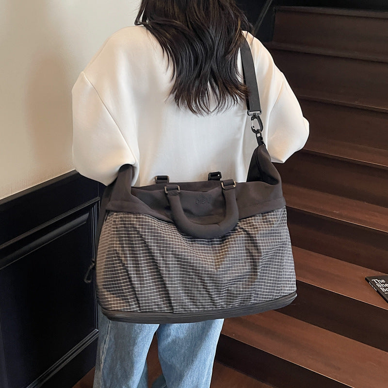 Versatile Travel Duffle Bag — product view 3