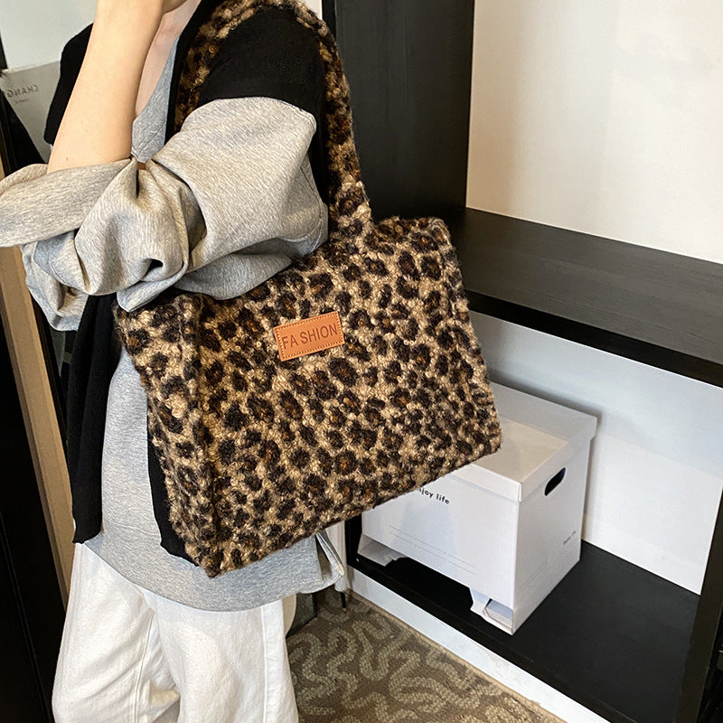 Stylish Animal Print Handbag — product view 4