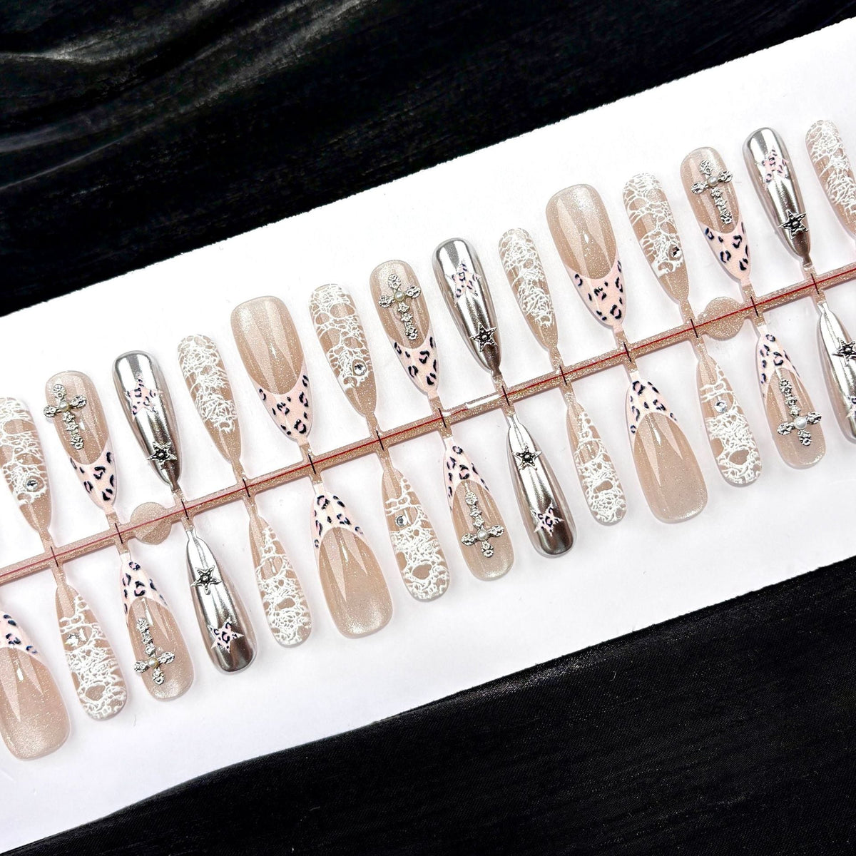 Artistic Nail Art Press-On Set 1790745479 — product view 2