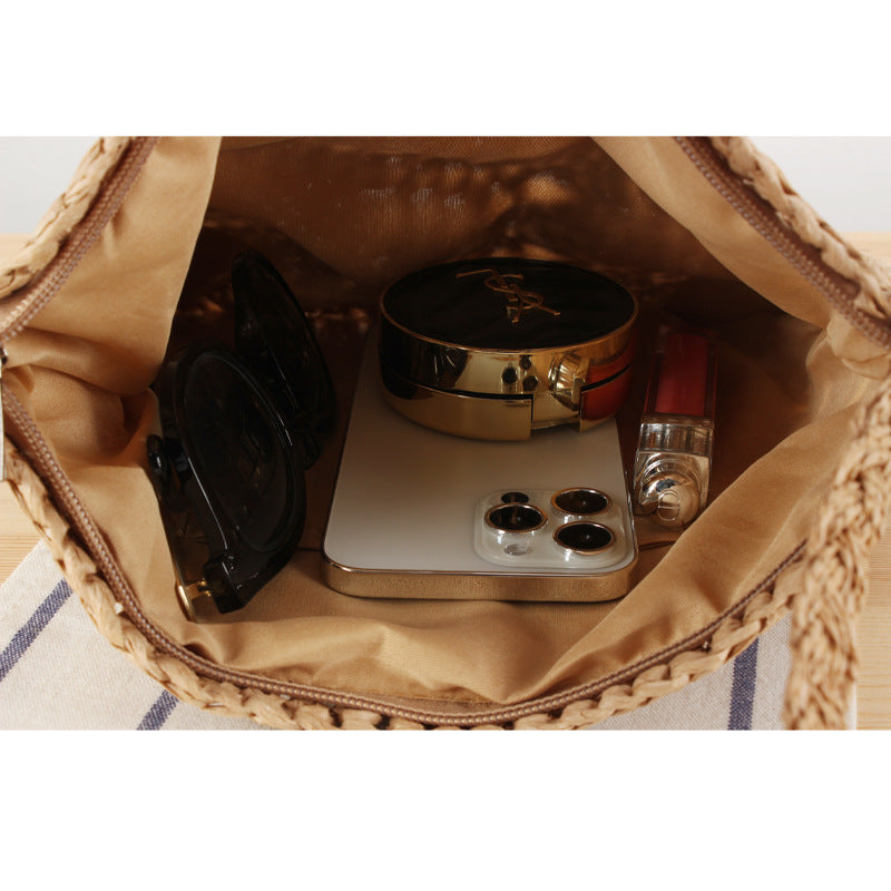 Handmade shoulder bag with elegant pattern mix LoungeYard — product view 4