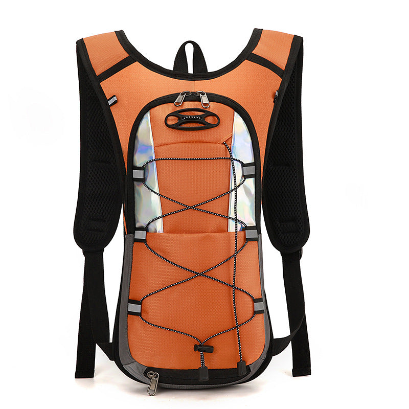 Hydration Pack with Adjustable Straps LoungeYard — product view 7