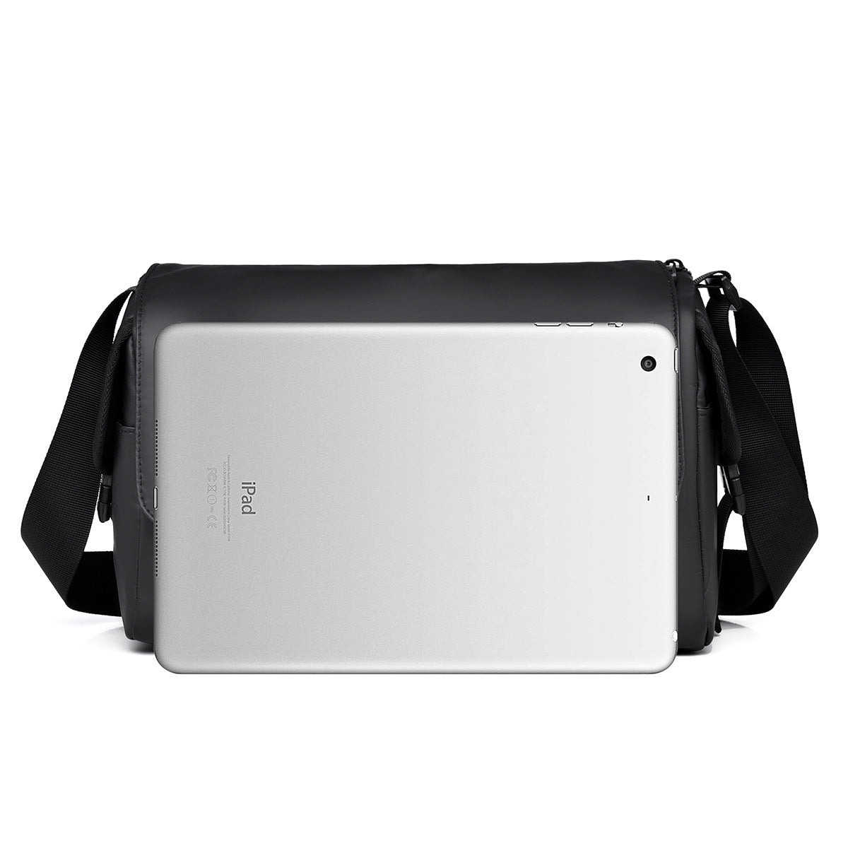 Urban Messenger Bag LoungeYard — product view 2