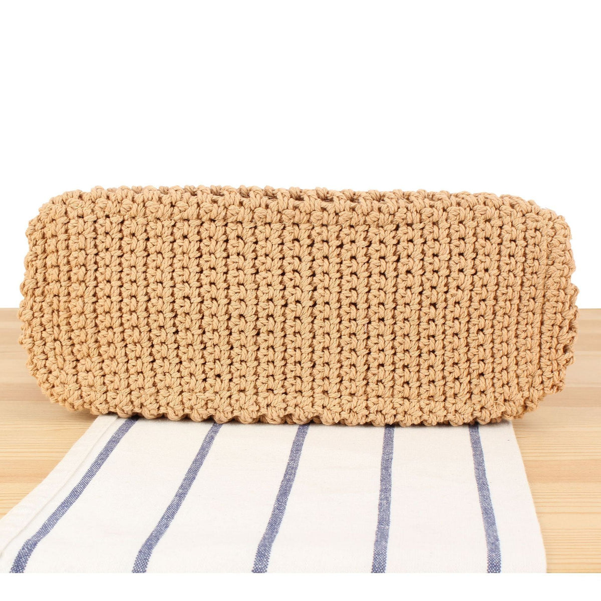Woven Natural Material Handbag LoungeYard — product view 4