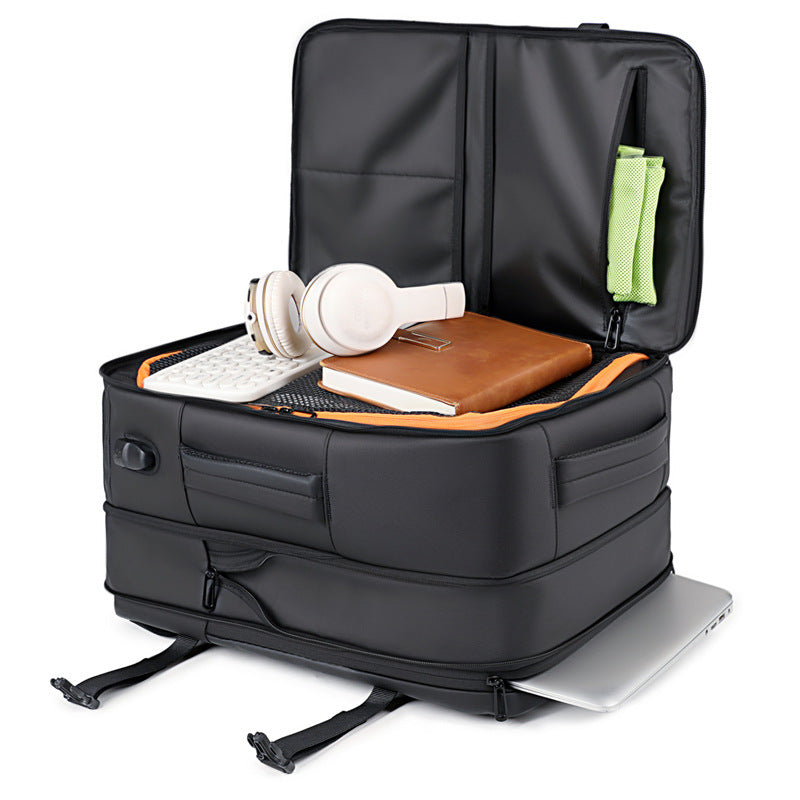Multifunctional Travel Backpack LoungeYard — product view 2