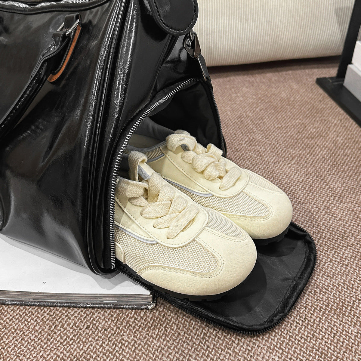 Elegant Sports Duffel Bag with Practical Compartments LoungeYard — product view 2