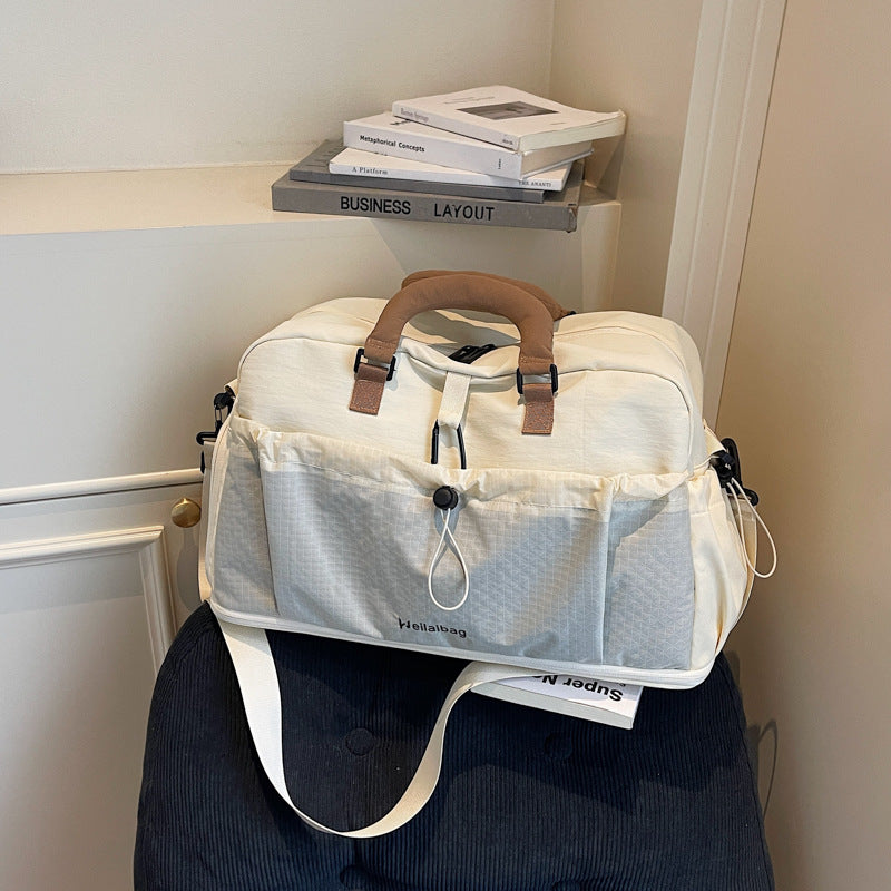 Multi-functional Sports Bag With Removable Shoulder Straps LoungeYard — product view 1