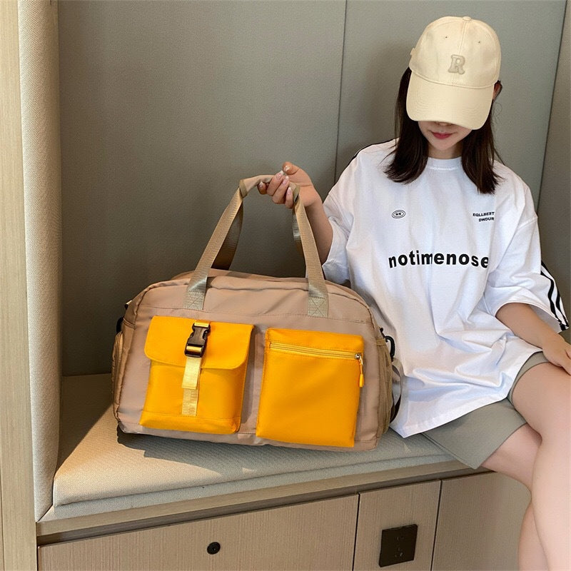 Practical Travel Bag with Removable Compartment LoungeYard — product view 2
