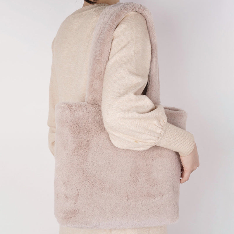 Fluffy shopping bag LoungeYard — product view 1