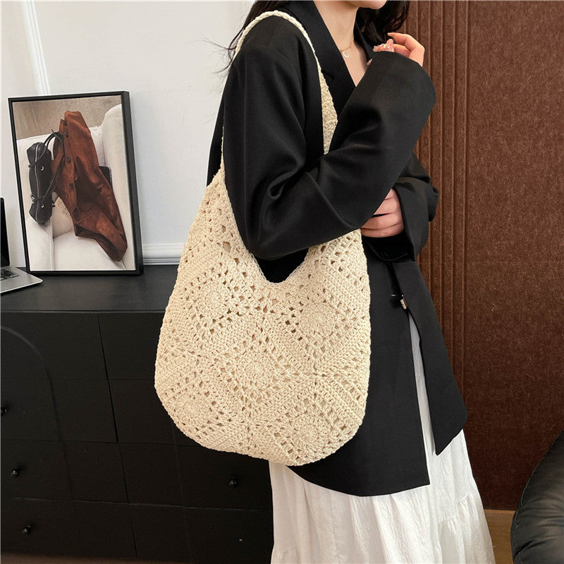 Hand-knotted shoulder bag with airy structure LoungeYard — product view 1