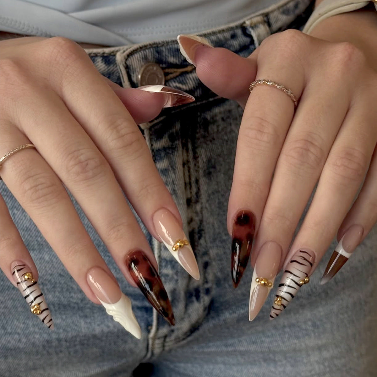Artistic Press-On Nail Extensions — product view 1