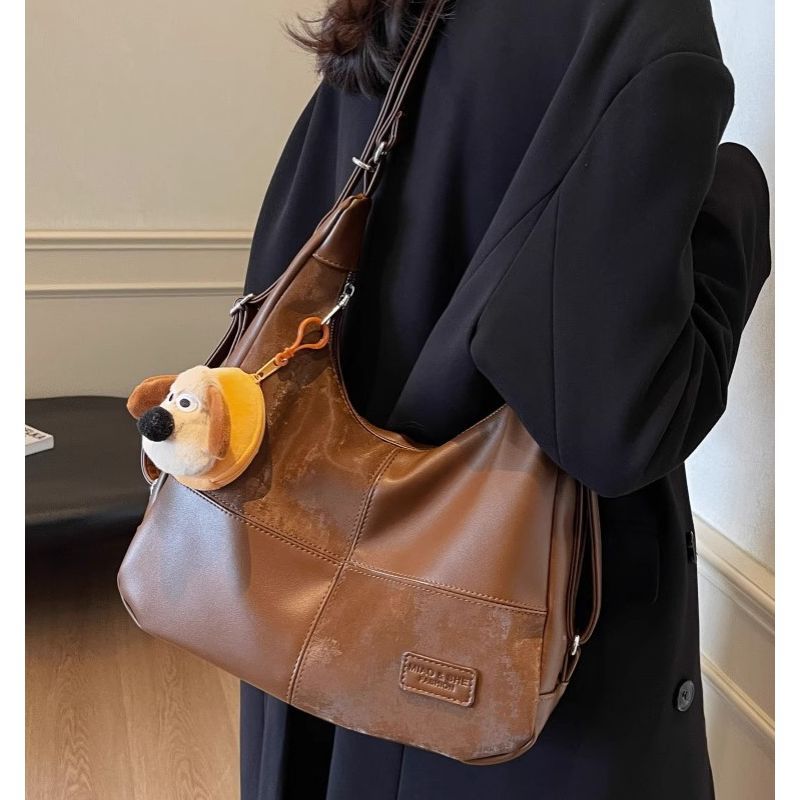 Casual Leather Hobo Bag LoungeYard — product view 4