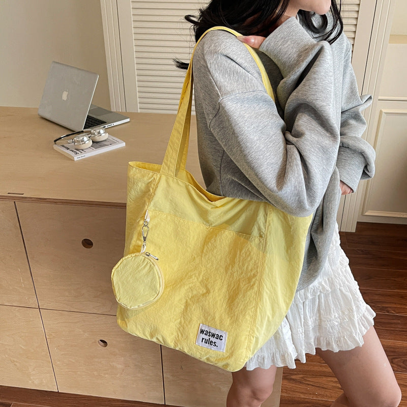 Lightweight Versatile Tote Bag LoungeYard — product view 3