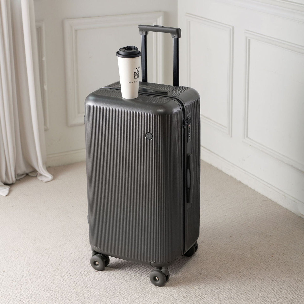 Lightweight Hard Shell Luggage — product view 5