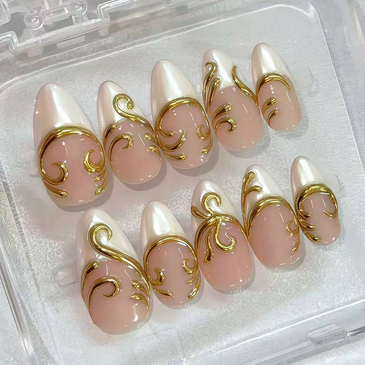 Decorative Press-On Nail Set with Elegant Gold Accents — product view 1